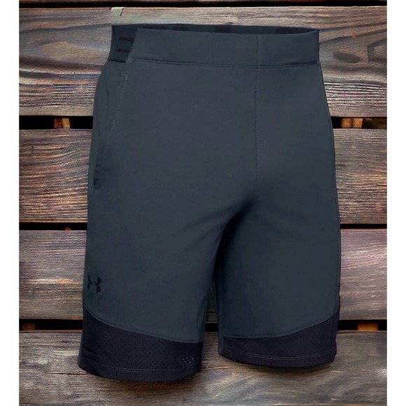 Under Armour Gray Black Run Vanish Woven Shorts 1328654 Mens 2XL NOS Fast Ship